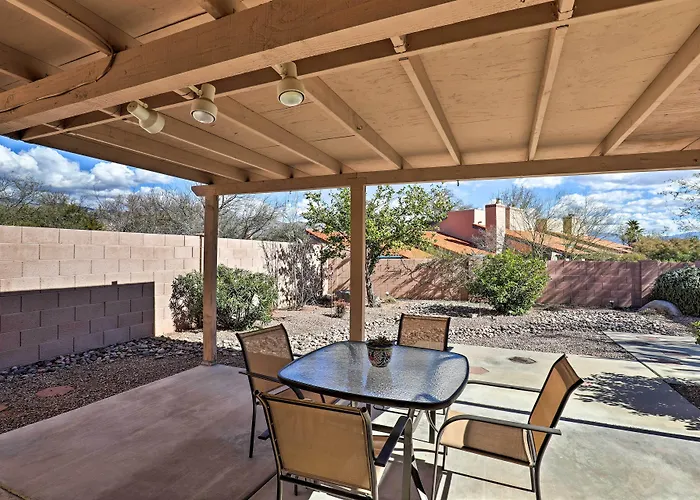 Area House W/ Pool Access & Mountain Views! Tucson