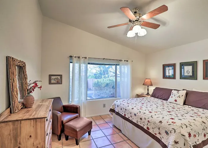 Area House W/ Pool Access & Mountain Views! * Tucson