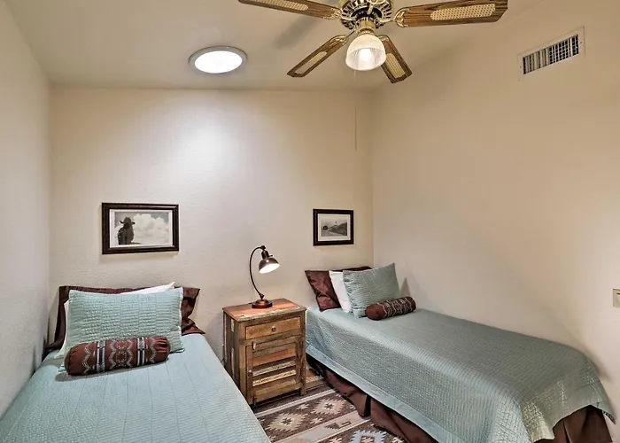 Area House W/ Pool Access & Mountain Views!
