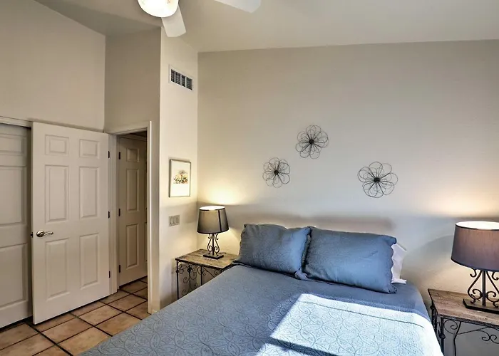 Area House W/ Pool Access & Mountain Views! Tucson